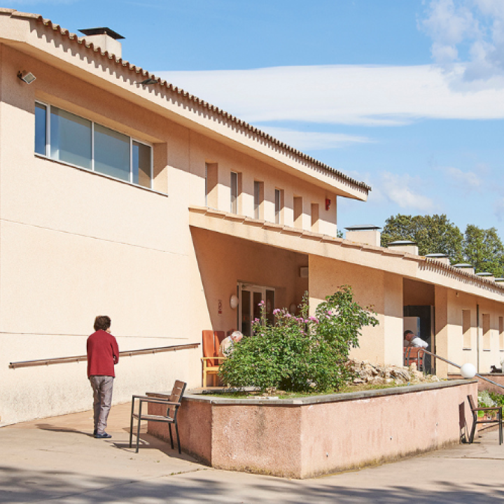 Centre Residencial i centre de dia per a gent gran a Esponellà Pla de Martís